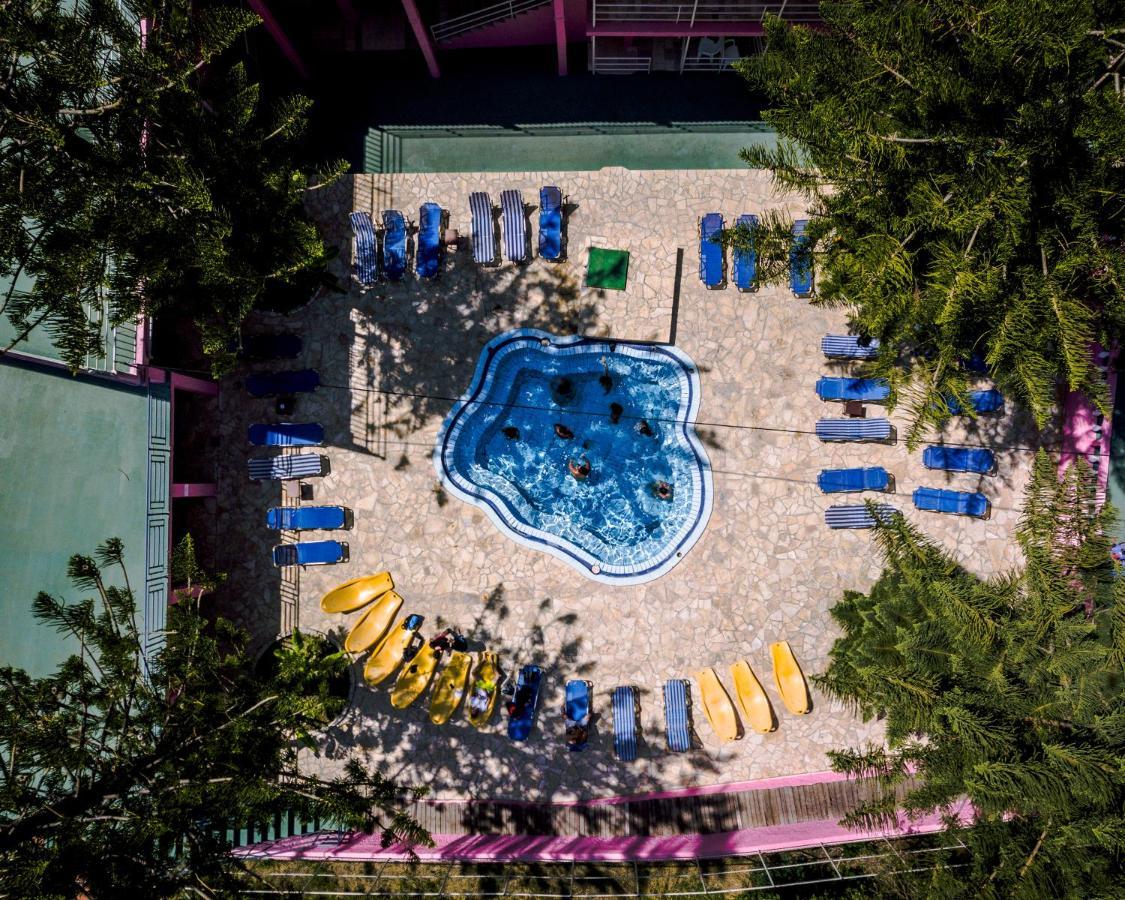Pink Palace Beach Resort アギオス・ゴルディオス エクステリア 写真