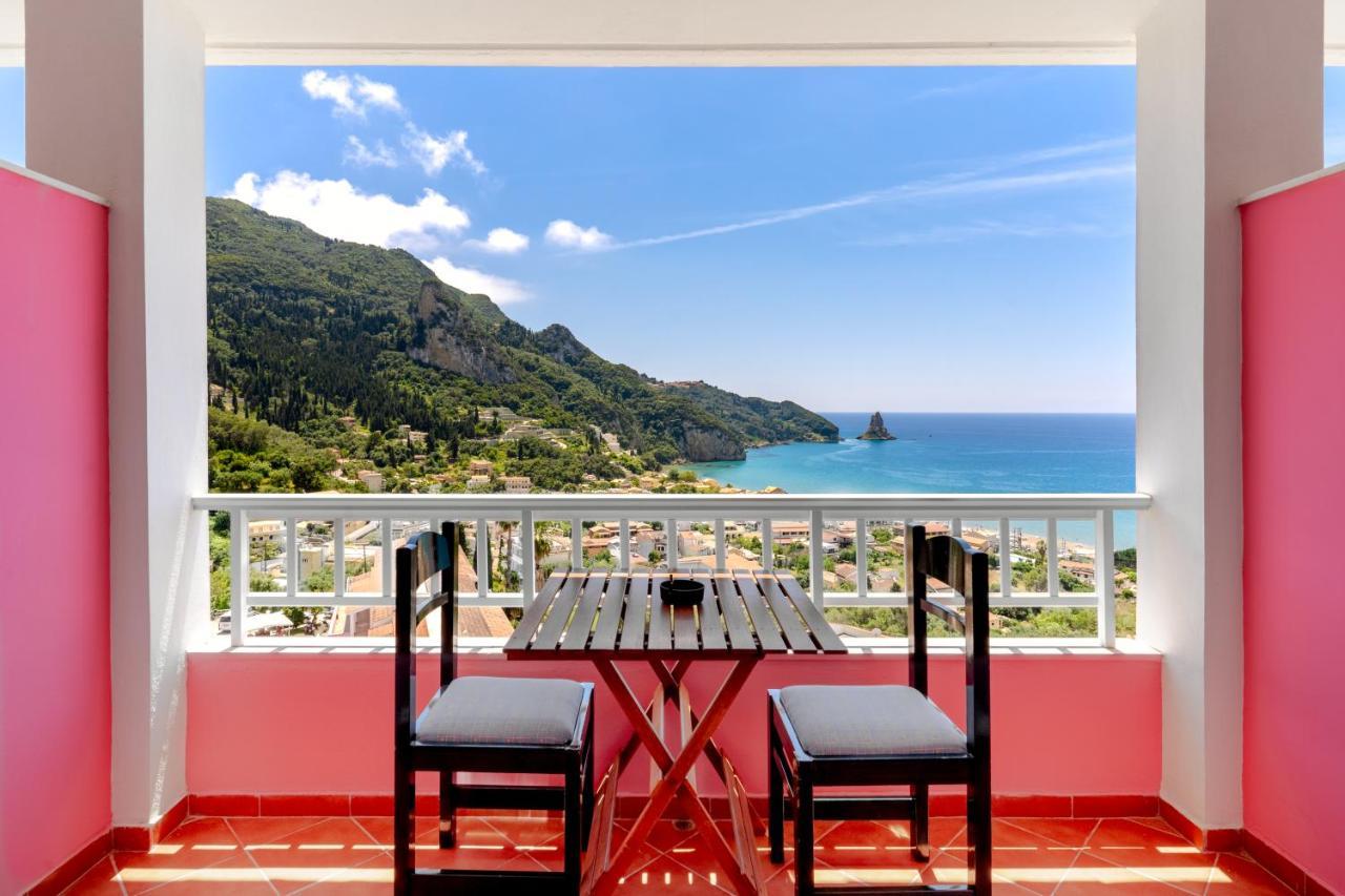 Pink Palace Beach Resort アギオス・ゴルディオス エクステリア 写真